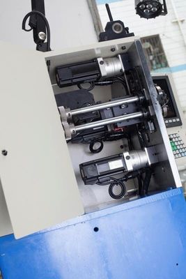 Elevada precisão seis máquinas de bobinamento 1000pcs/taxa da mola do CNC da linha central de produção mínima