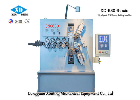 3,00 - 8.00mm seis máquinas da mola de bobina do CNC da linha central com sistema servo do movimento